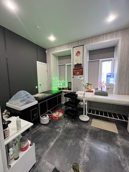 Сдаю кушетку для мастеров