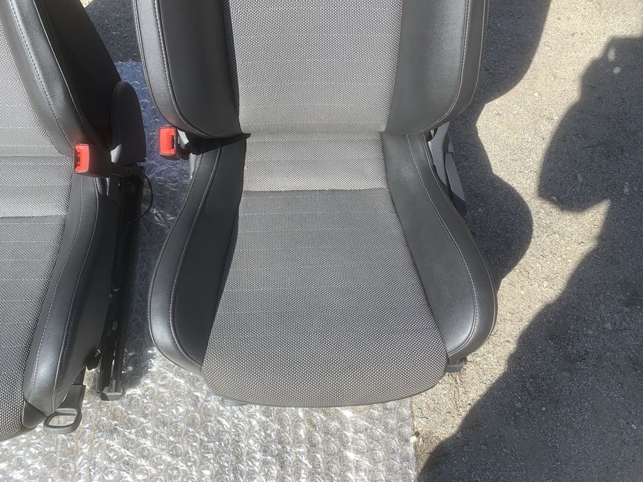 Recaro Bucket Seats за Golf 5 R32/GTI