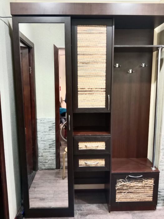 Продам прихожую