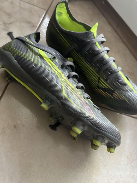 Футболни обувки Puma 40 номер
