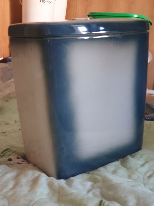 Бачок от унитаза Роса зеленый