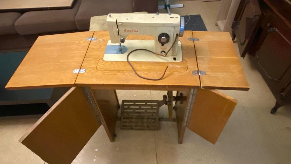 Masina cusut Veronica