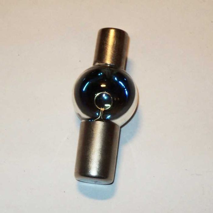 Радиолампы электронные разные и галогенные