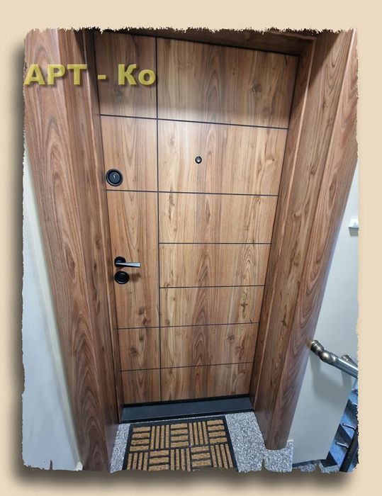 Дава се под наем Офис в Перник, Център - 80 кв.м за 409 € - Снимка #1