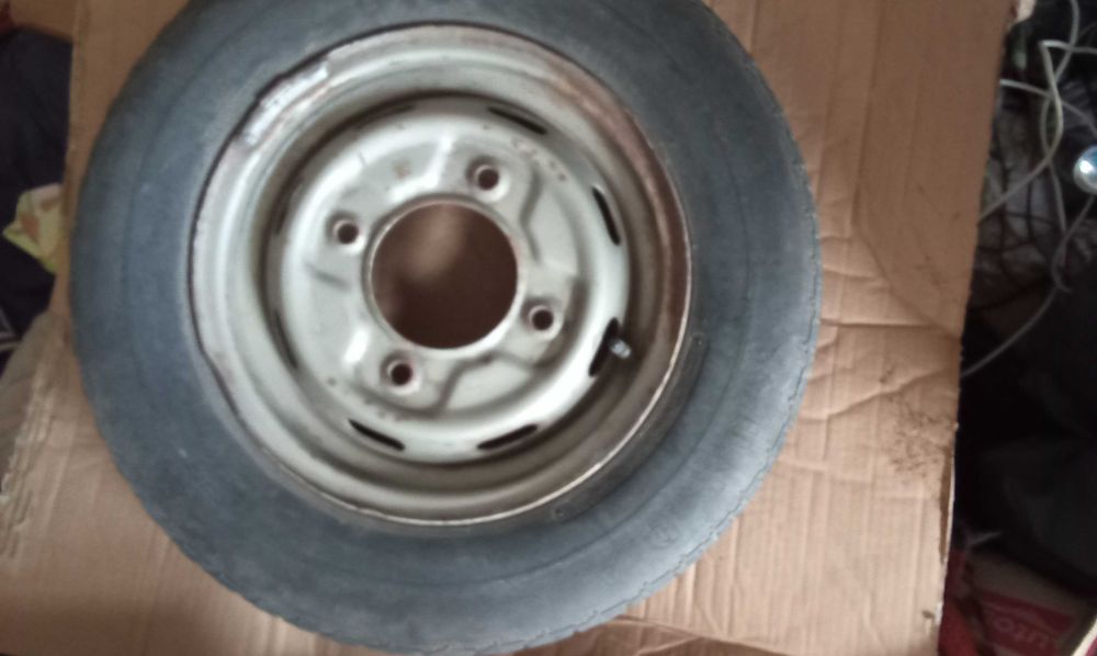 Джанта с гума за Вартбург