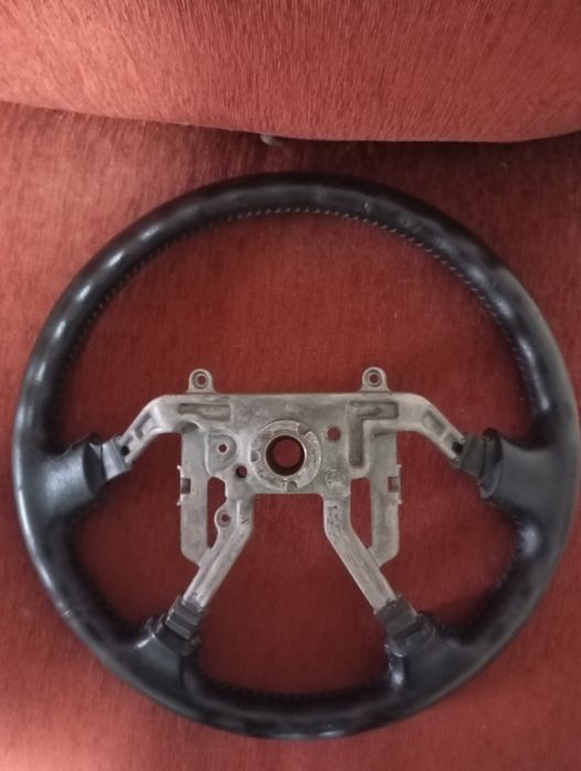 Руль от Митсубиси оутлендер