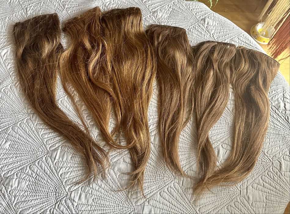 Продавам естествена коса, отлично състояние