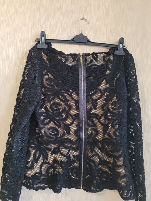 Продам блузу 48р новая.