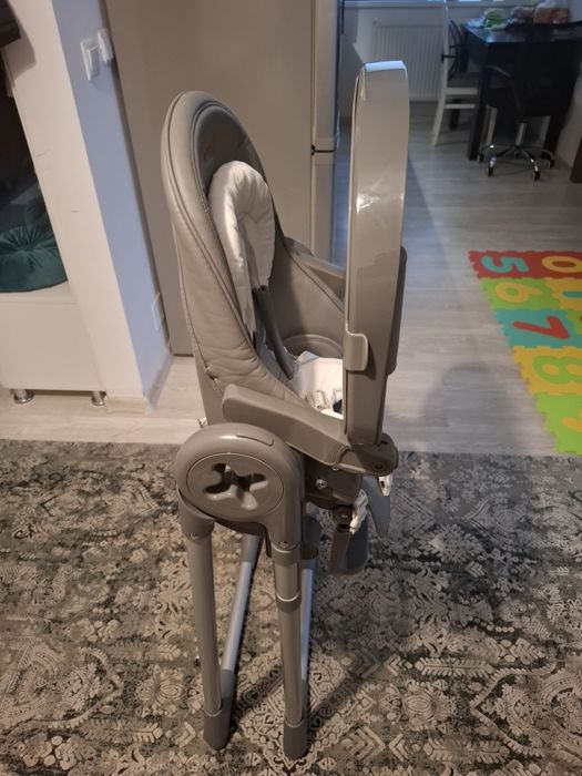 Scaun de masa Onino
