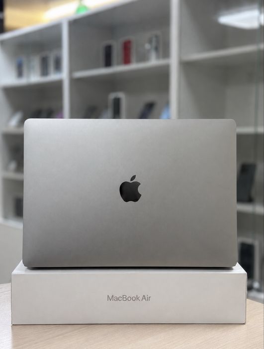 MacBook Air M1 (2020) — 256 GB
