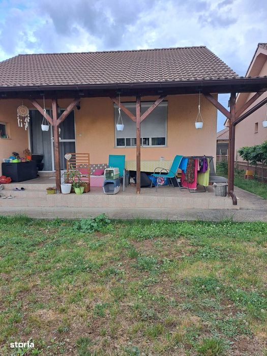 Casă parter Sântandrei 2 dormitoare, living, bucătărie separată, baie