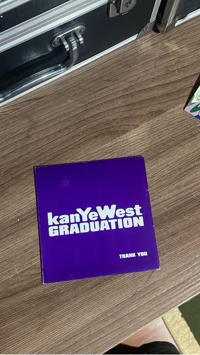 Диск kanye west graduation 2007