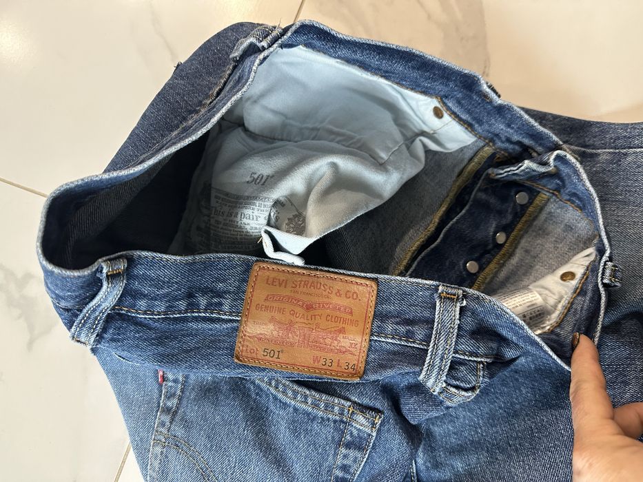 Оригинални мъжки дънки Levi’s предпочитан модел и търсен размер