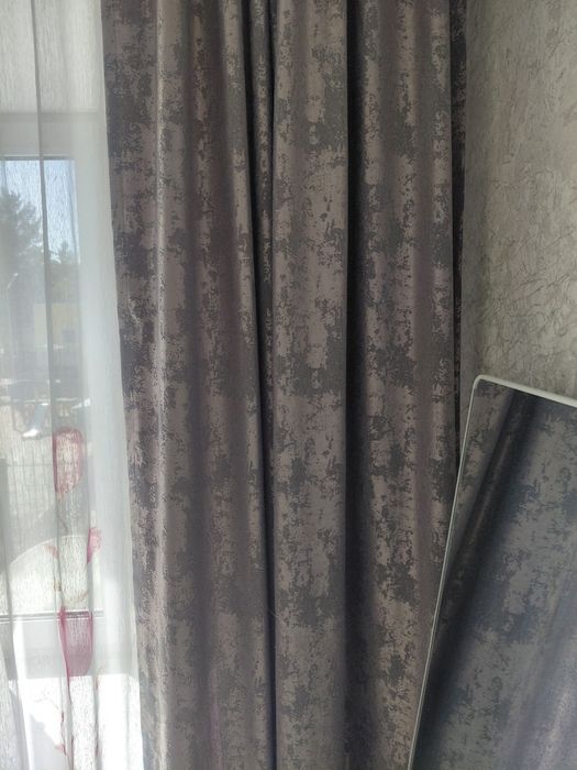 Продам тюль и шторы.