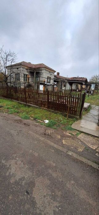 3.4 дка в с. Златия област Добрич