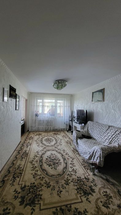 Продам 2-ух комнатную квартиру