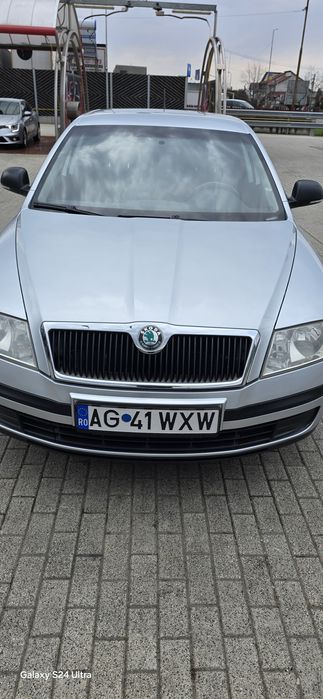 Vând Skoda octavia 2