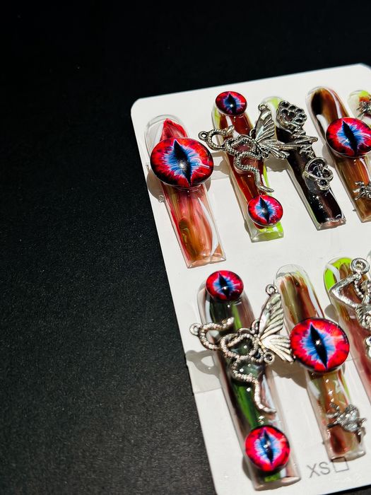 Накладные ногти (типсы) ручная работа