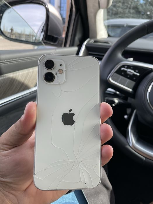 Продается Iphone 12 64 GB