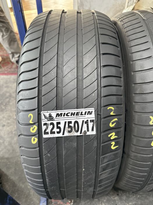 225/50/17 Michelin