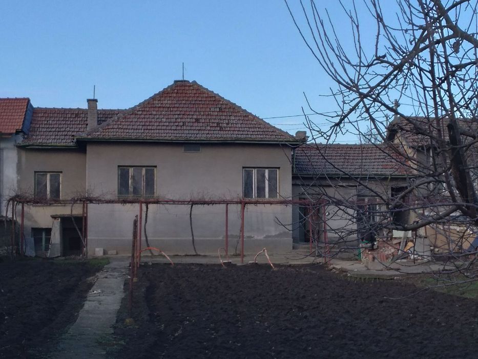 Продава се Къща в Пордим - 130 кв.м за 477 €/кв.м - Снимка #1