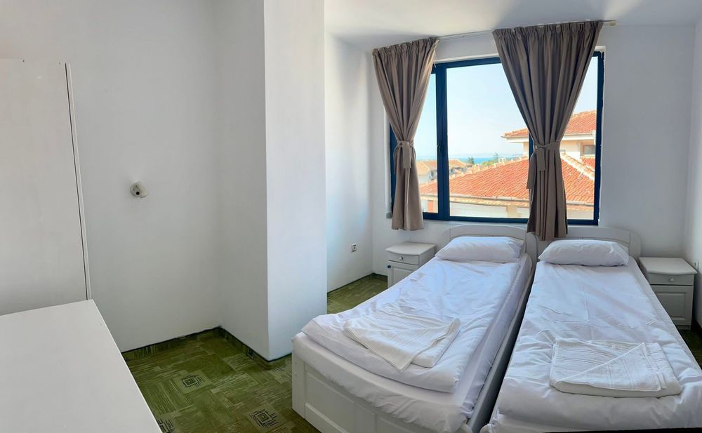 Хотел, гр. Черноморец