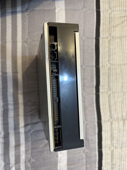 Продам дисковод для компьютера