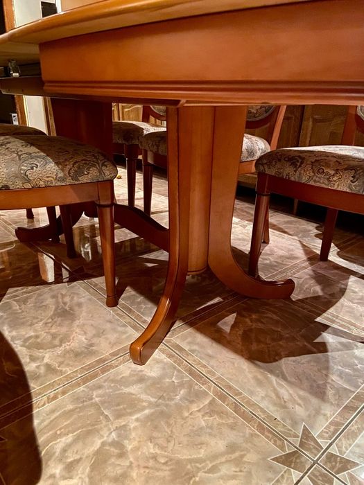 Vand Mese si scaune lemn masiv