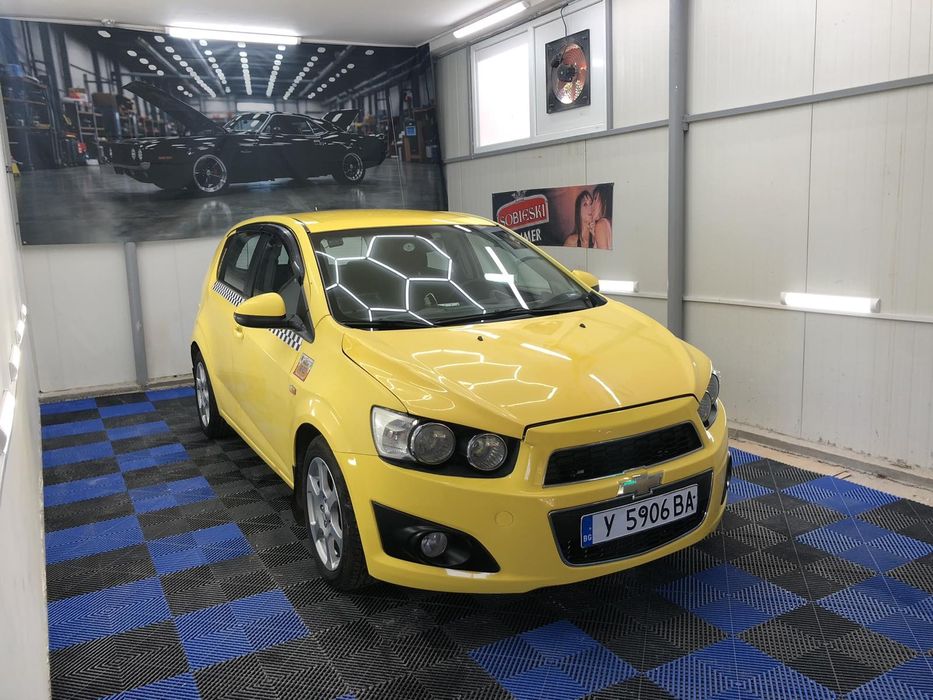 Chevrolet aveo Такси 2012 година