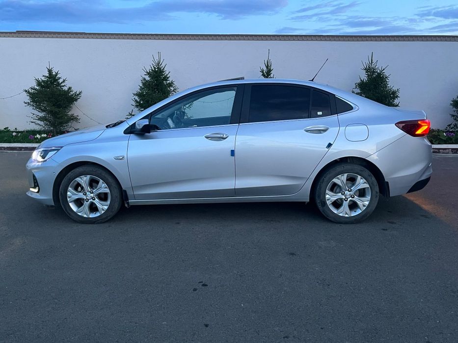 Chevrolet Onix premier