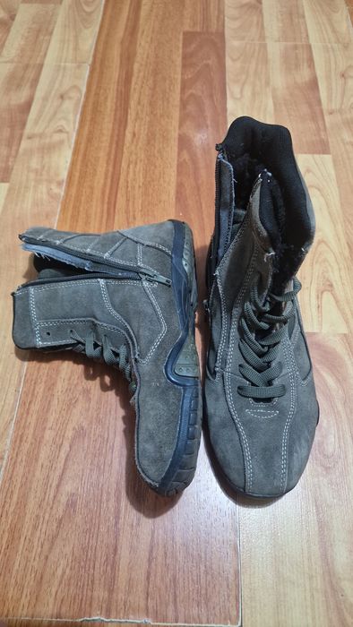 Pantofi sportivi BEMEGA mărimea 36