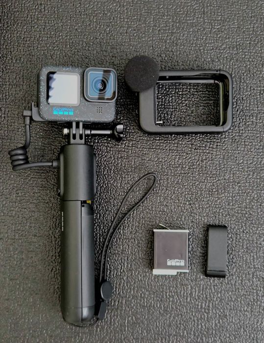 GoPro Hero 12 Black Edition + Trepied Volta + GoPro Media Mod + Baterie Extra