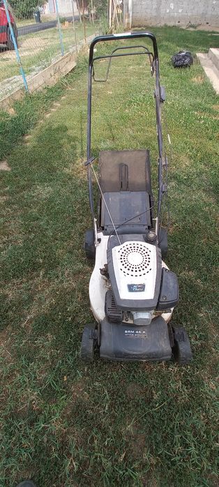 Vînd sau schimb cu anumite scule