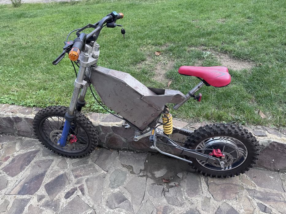 Bicicleta /motocicleta electrica pentru copii