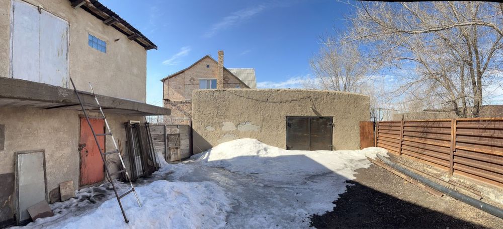 СРОЧНО!!!Продается двухэтажный  дом в городе Абае на баме