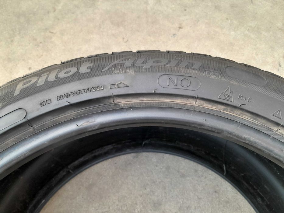 O anvelopa de iarna 265 40 19 michelin pilot alpin PA4 profil 7 mm