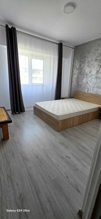 Mangalia, vand apartament 4 camere etaj 3/4, zona buna