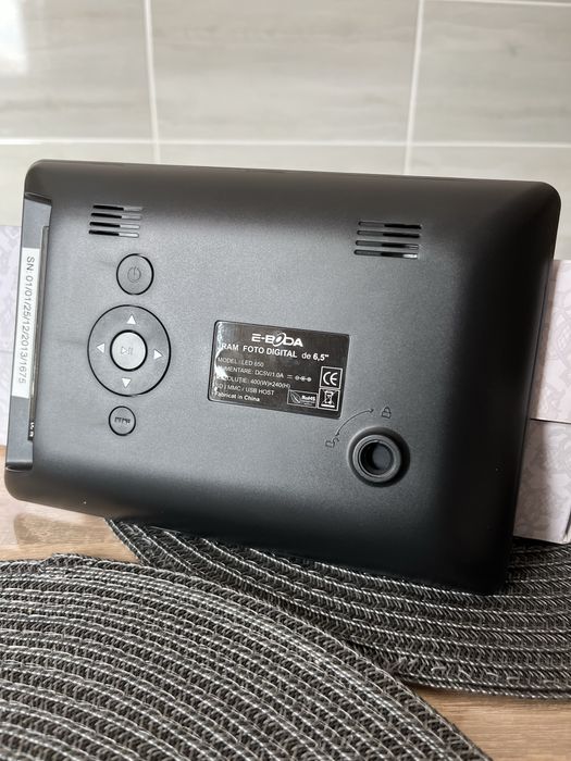 Rama foto digitala E-Boda , noua