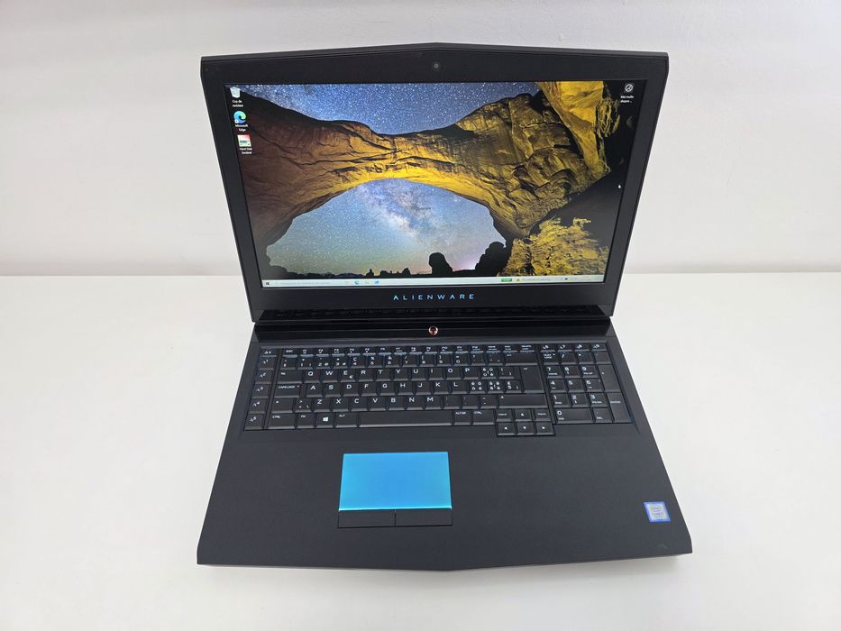 Laptop  CA NOU GAMING display MARE Alienware i7 512ssd  nVIDIA GTX 2080 17.3 2K 120HZ  . GARANTIE
