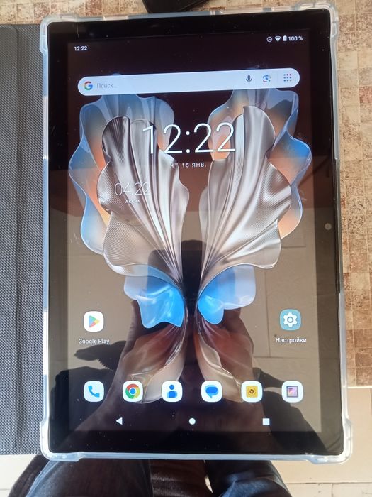 Планшет 16/512 почти новый