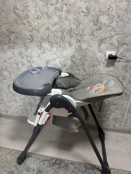 Столик для кормление