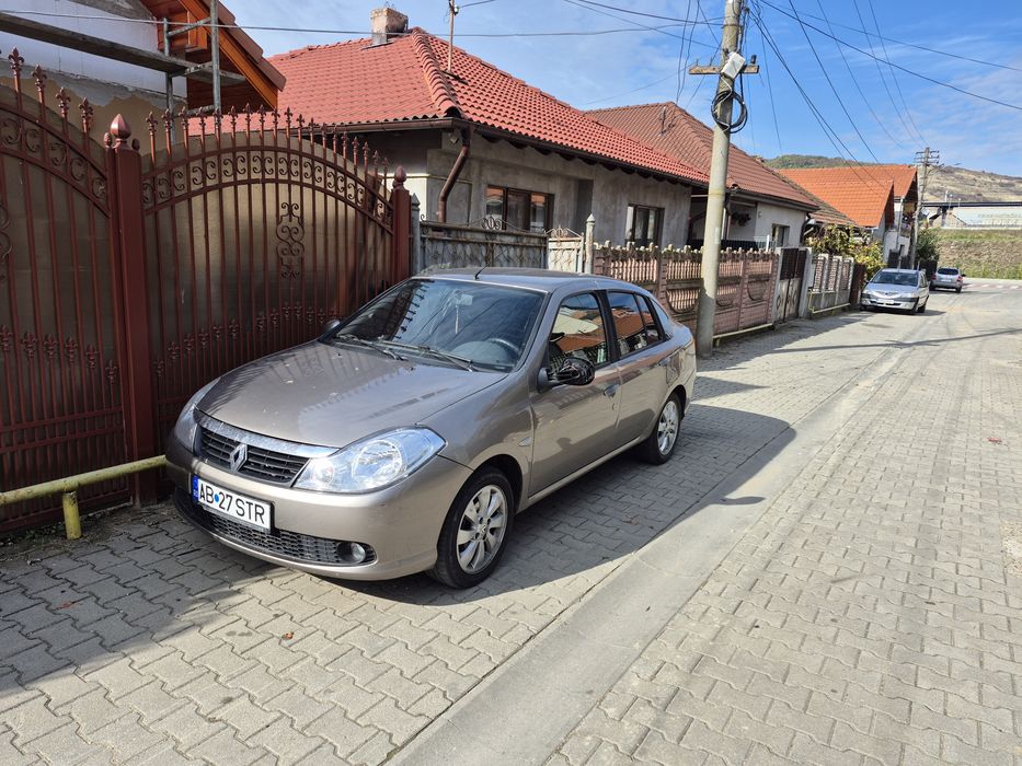 RENAULT 4 2009 — imagine 2