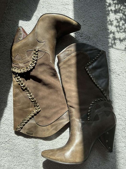 Продавам дамски боти