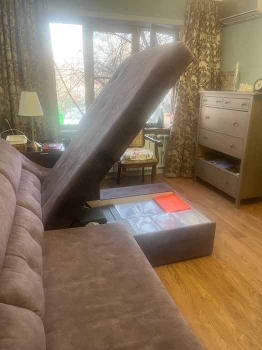 Продам угловой диван