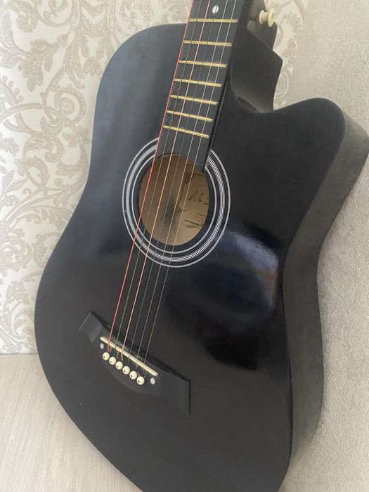 Продается гитара в отличном состоянии