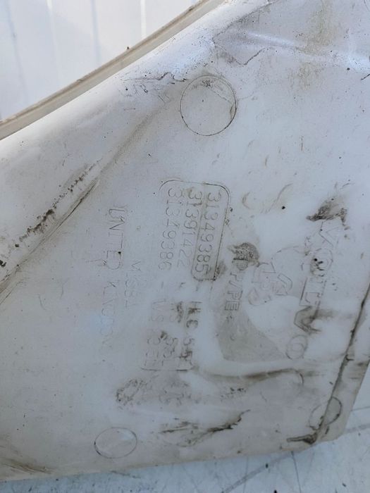 Vas lichid parbriz Volvo XC90 2019 31349385 31391422 31349386 31457223 31349847