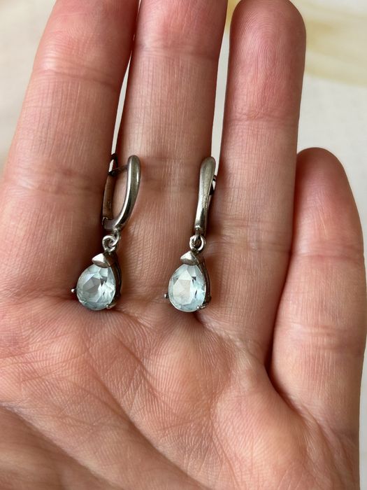 Серьги с голубым топазом