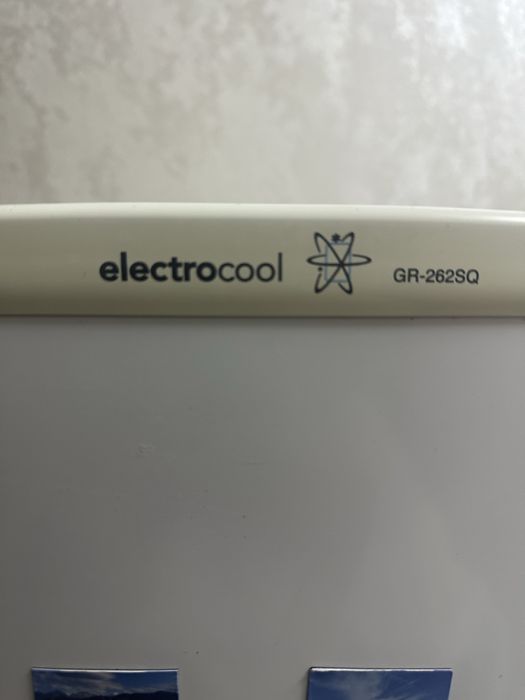 Продам холодильник