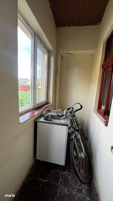 Casa modesta cu teren in zona Jysk Carei