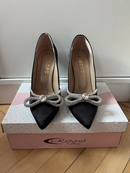 Обувки на ток с панделки